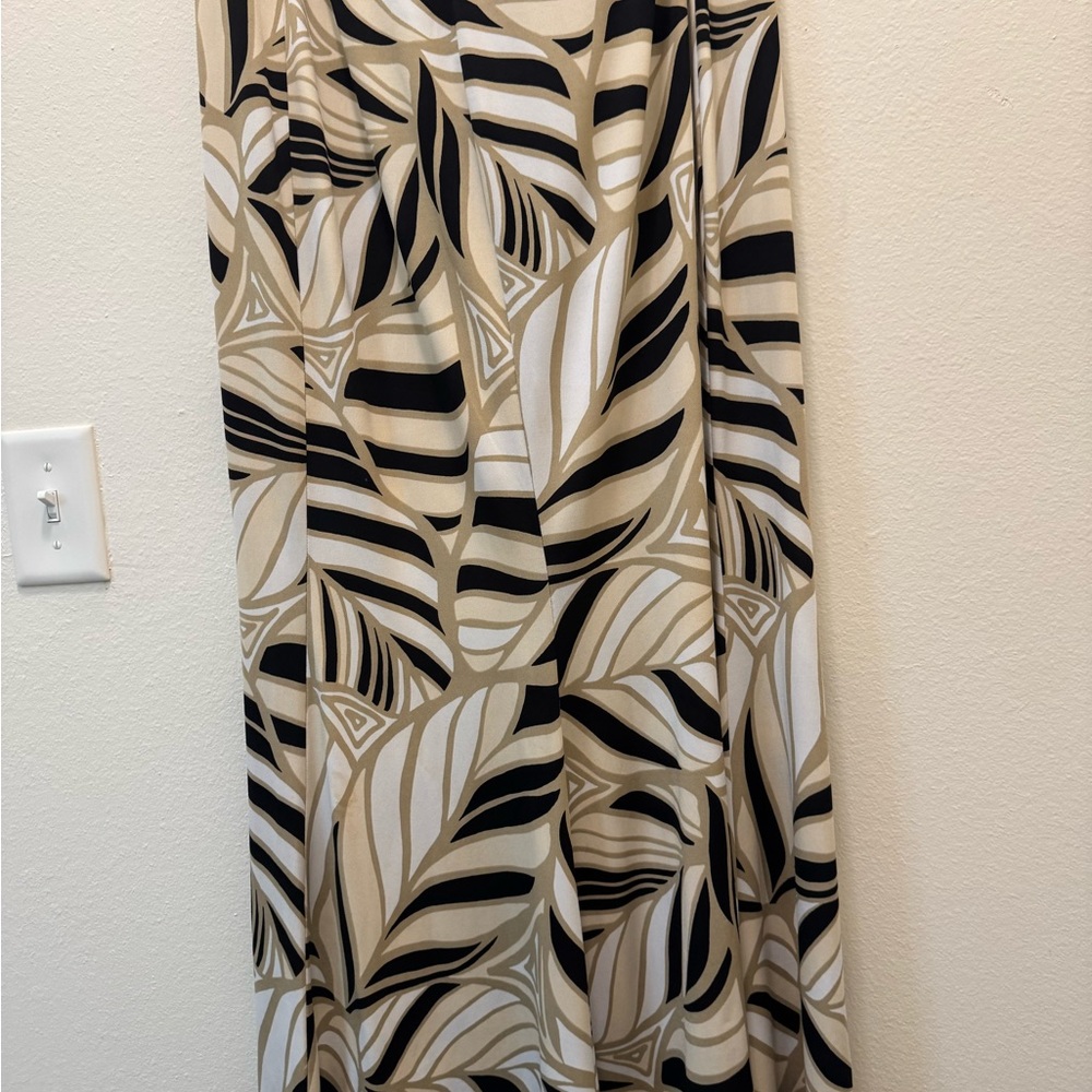 Cato Black and Tan Leaf Pattern Maxi Skirt